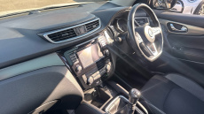 Nissan Qashqai 1.2 DiG-T N-Connecta 5dr Petrol Hatchback